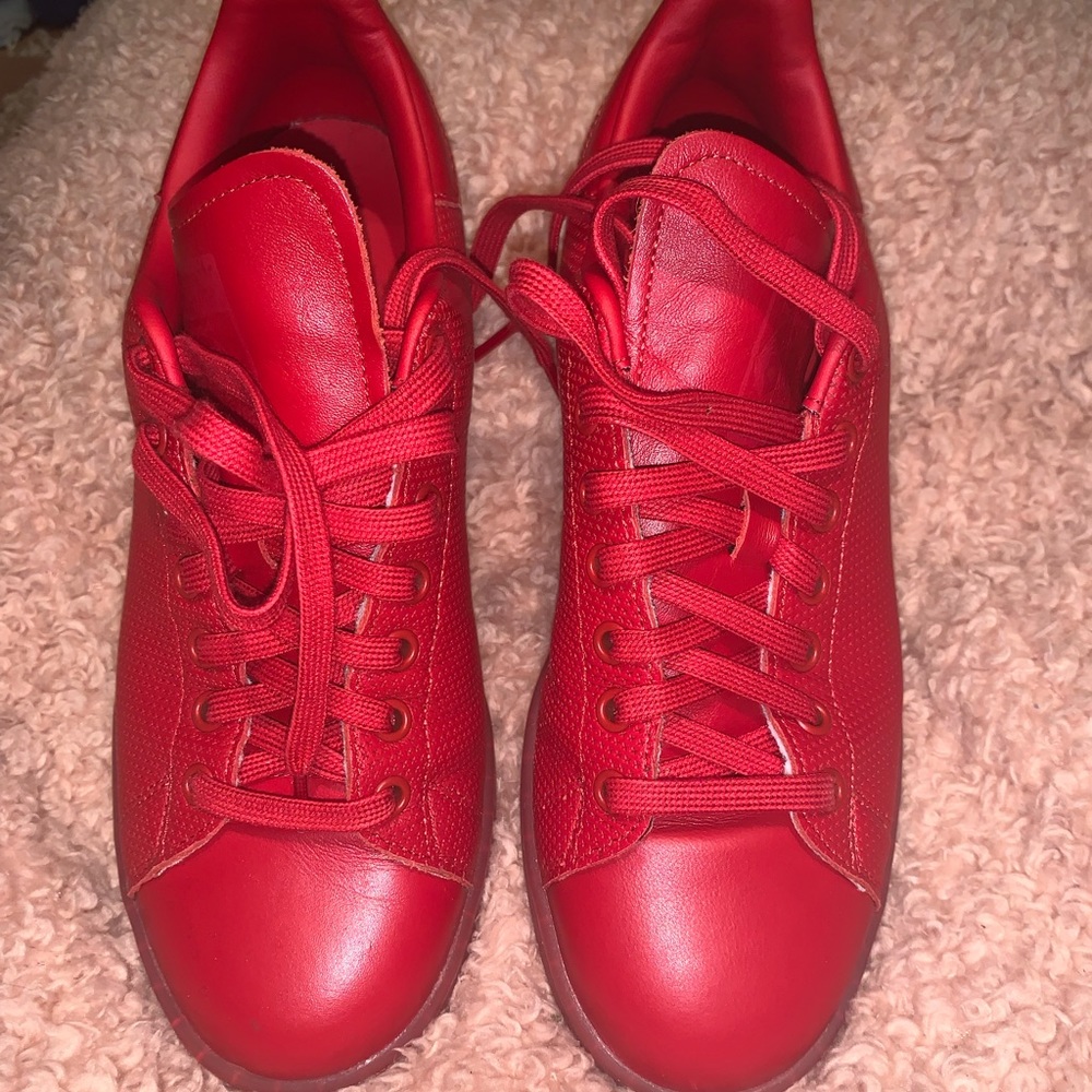 Shoes size 9-9.5 - Picture 2 of 4
